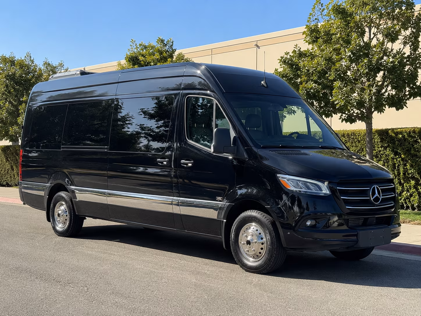 chula vista 18 passenger sprinter van